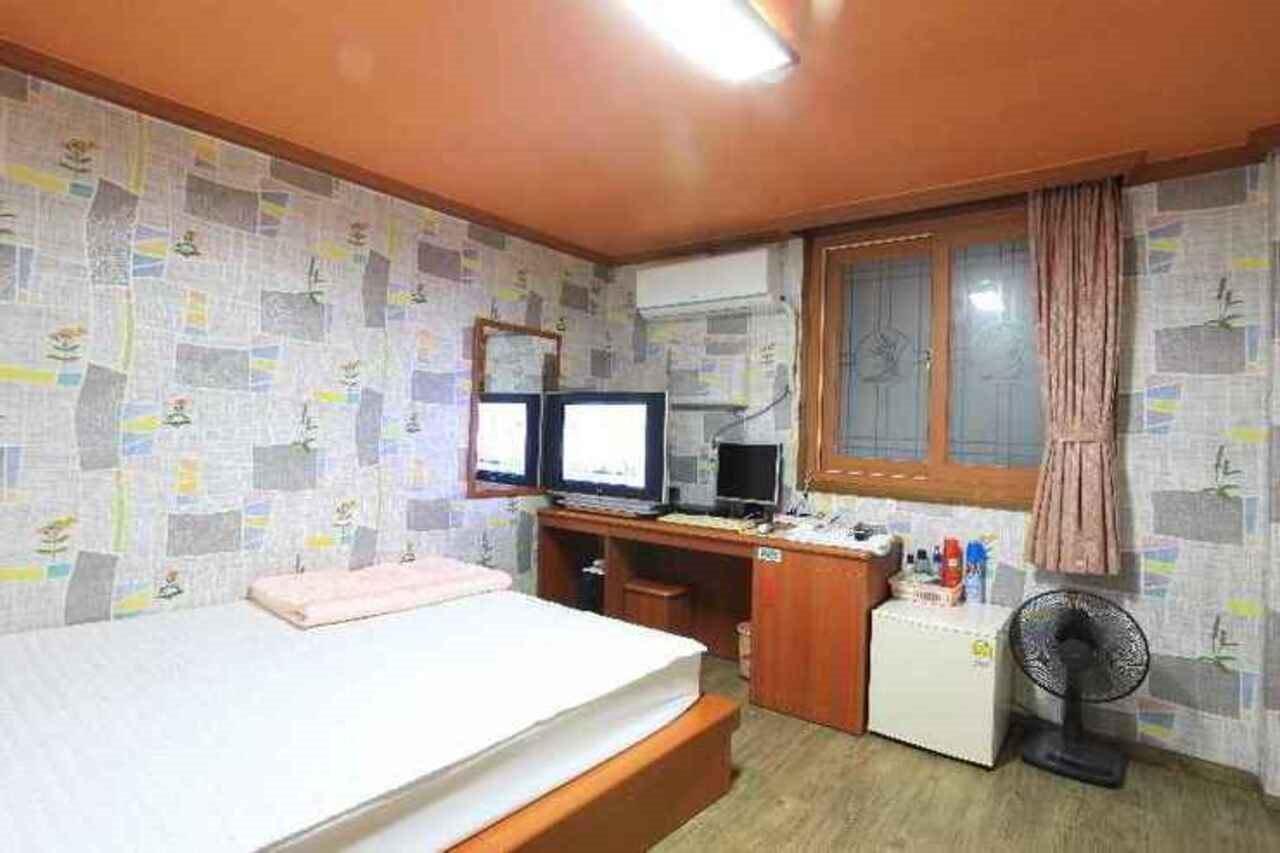 Busan Inn Motel Zewnętrze zdjęcie